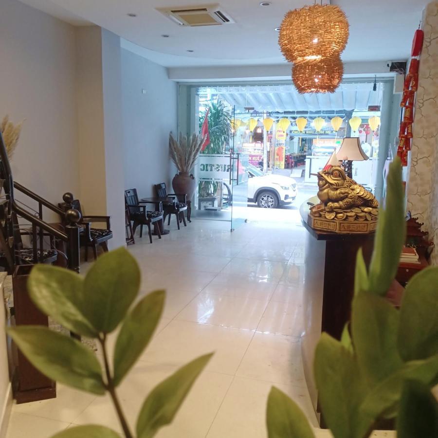 Rustic Hotel Da Nang